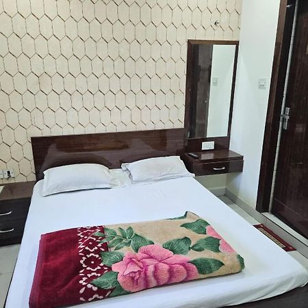 Hotel Elliot Comfort Inn Calcutta  Esterno foto